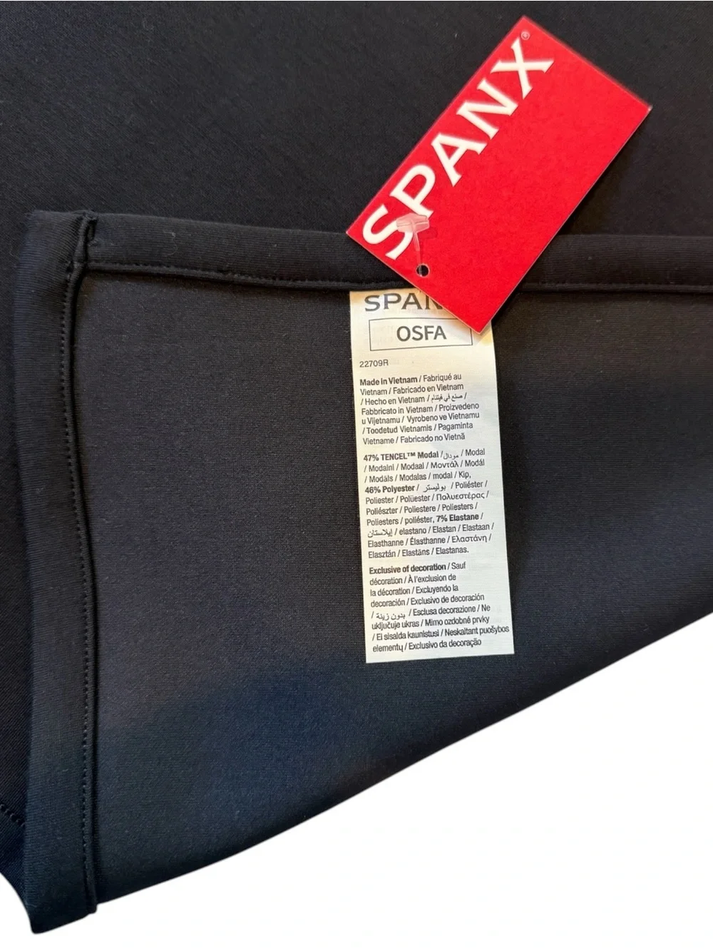 SPANX AirEssentials Black Throw Blanket
